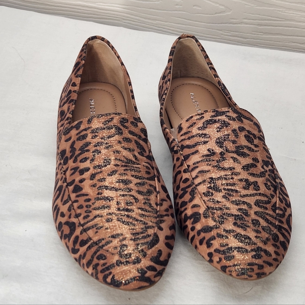 Alex Marie Barton New Gold Metallic Leopard Print Comfort Flat Loafers Sz 8 Cork - Picture 7 of 11